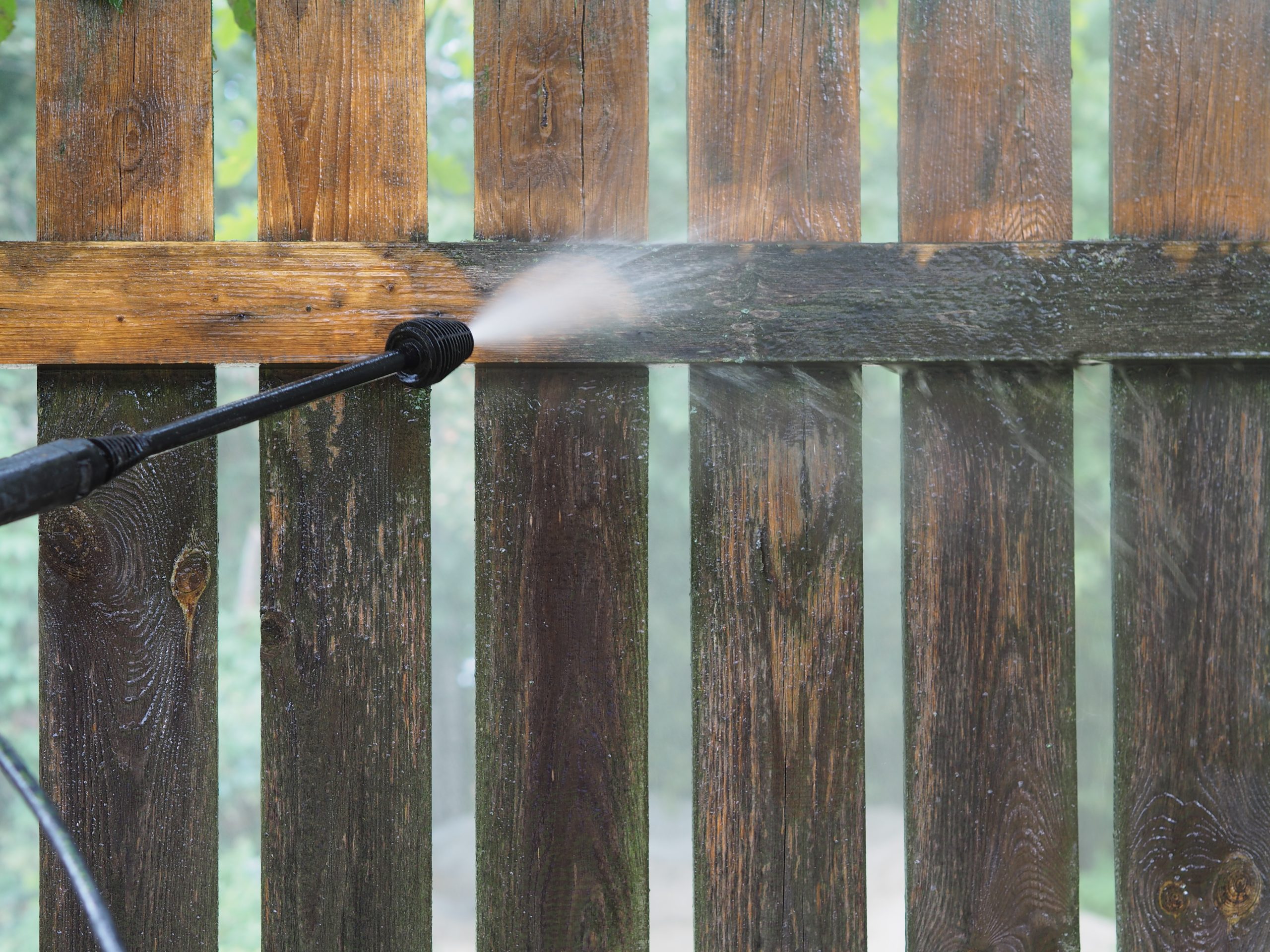 fence pressure washing
